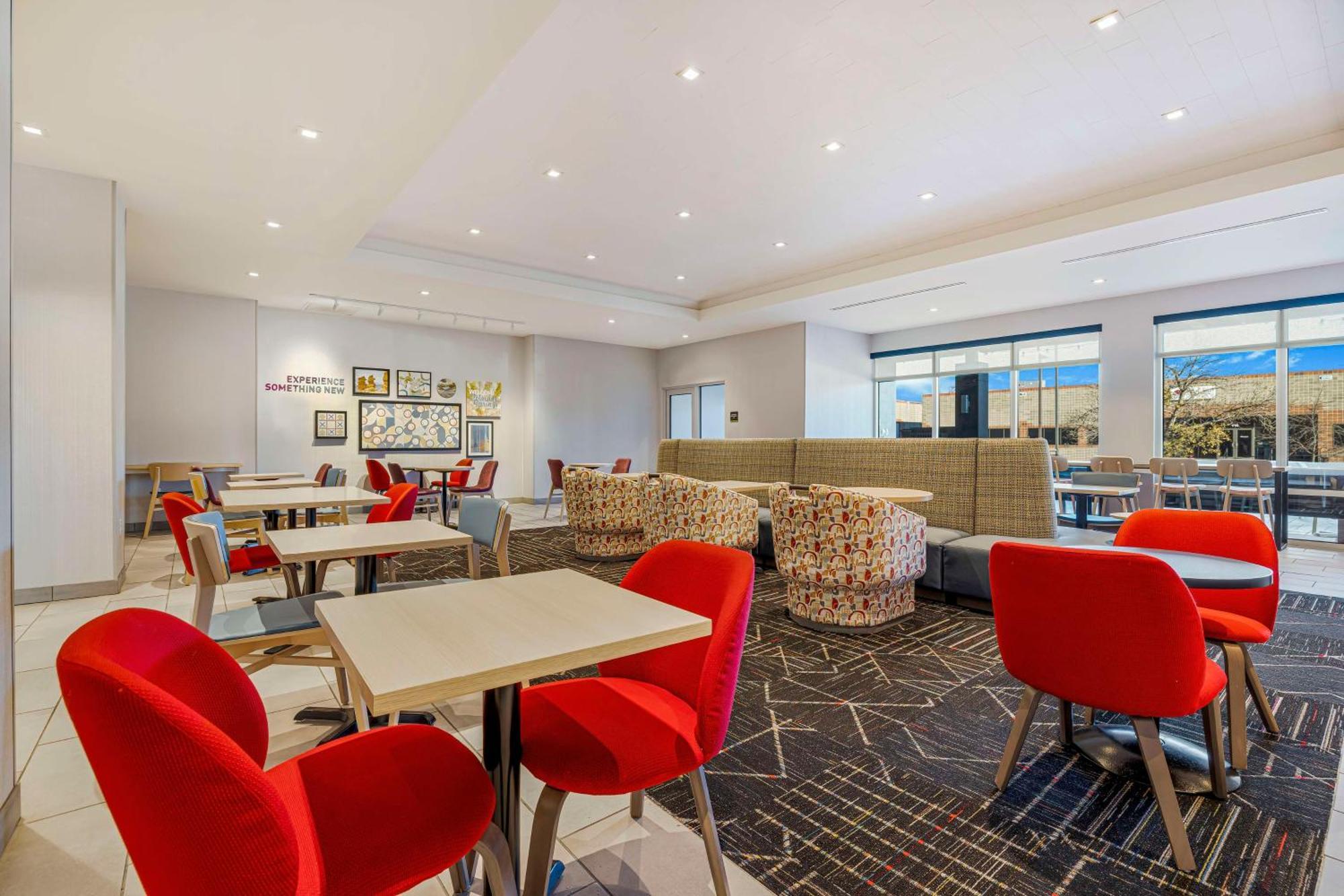 Home2 Suites By Hilton Colorado Springs Airport Ngoại thất bức ảnh