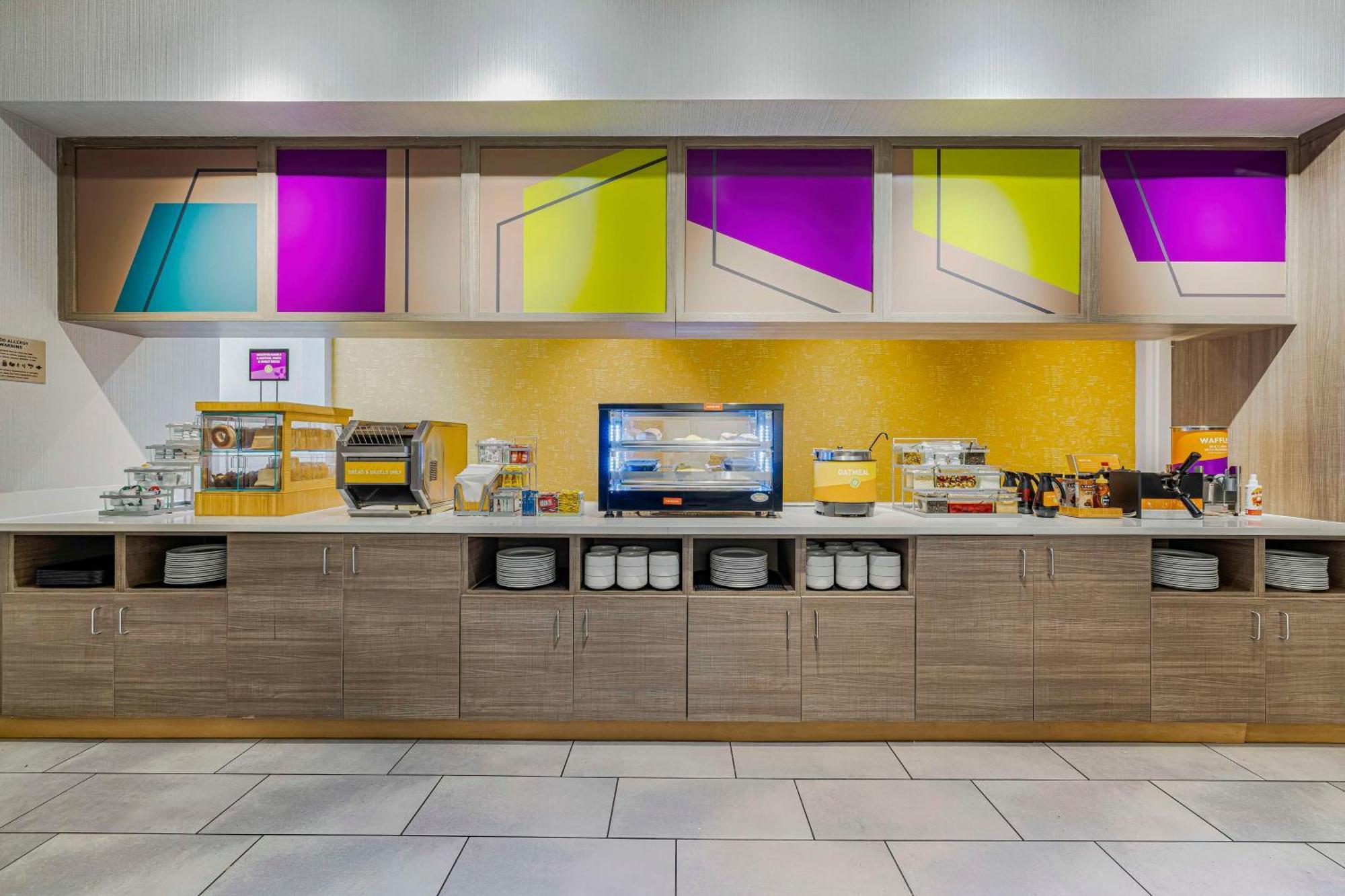 Home2 Suites By Hilton Colorado Springs Airport Ngoại thất bức ảnh